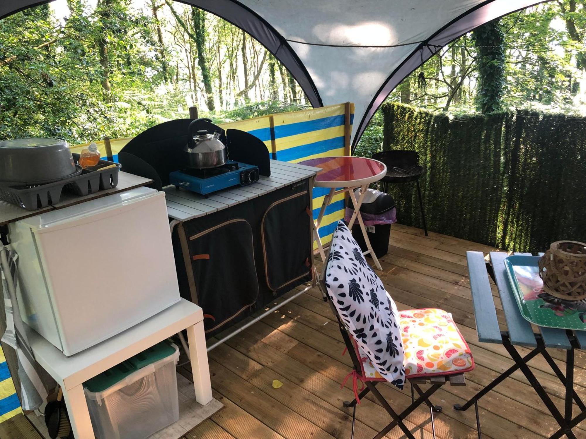 Camping Au Lac Du Drennec Glamping Tent Commana 外观 照片